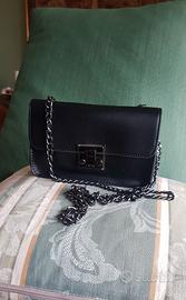 Borsa piccola nera a tracolla / vita