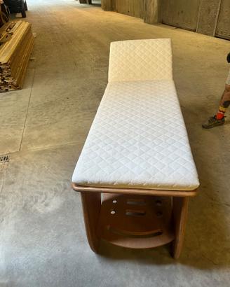 Lettino per massaggi in legno