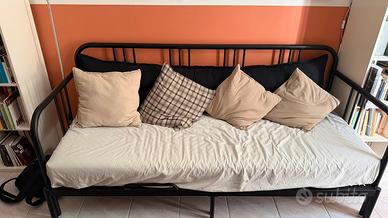 Divano letto Ikea