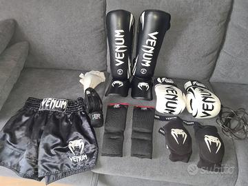protezioni complete per kick boxing muai thai