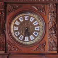 Grande orologio a pendolo