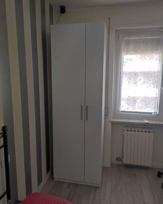 armadio bianco 