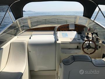 BARCA  A MOTORI