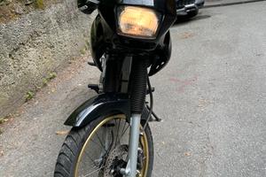 Honda Dominator 650 1998