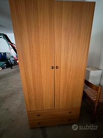 Armadio due ante in legno