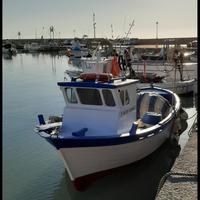 Barca da pesca con licenza