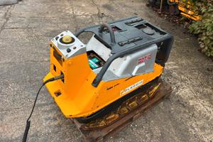 A265 - Piastra radiocomandata Wacker Neuson