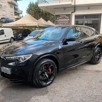 Alfa Romeo Stelvio 2.9 Bi-Turbo V6 510 CV AT8 Quad