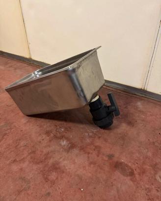 vasca scolo con rubinetto professionale