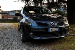 Renault Clio 1.4 97cv