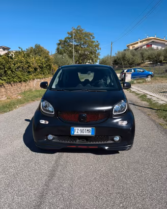 Smart fortwo pure black