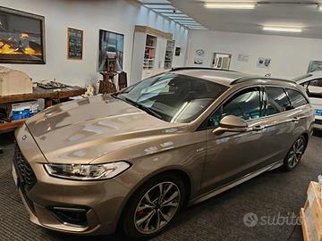 Ford Mondeo ST Line