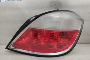 Fanale post dx OPEL ASTRA H '04