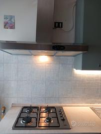 Cappa aspirante + Piano cottura con mobile