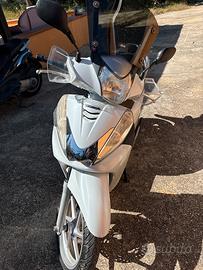 Sh 300i