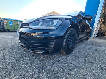 Volkswagen Golf 7 GTD Sport and Sound