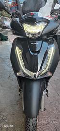 Sh 125i
