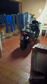 YAMAHA TMAX 500 