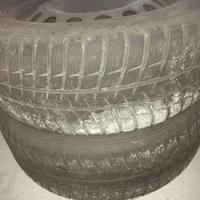 Cerchi in ferro con gomme misura 205/55-16
