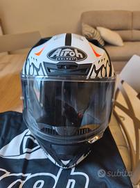 Casco moto integrale Airoh + Casco integrale Shark