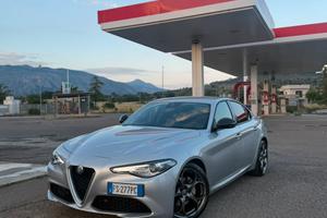 Alfa Romeo Giulia 2.0 tb ex 200cv