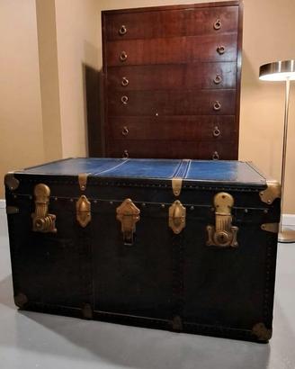 Coppia mobili vintage: Baule da viaggio/Settimino