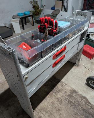 Cassettiera portautensili per furgone