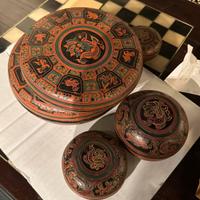 Set di “scatole cinesi” originali vintage