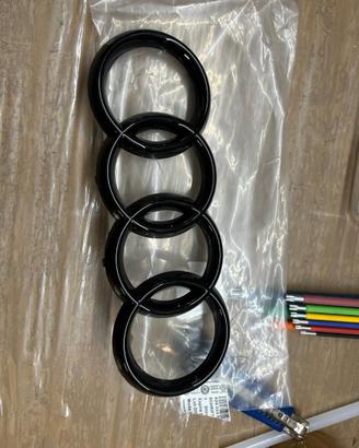 Logo anteriore originale Audi nero