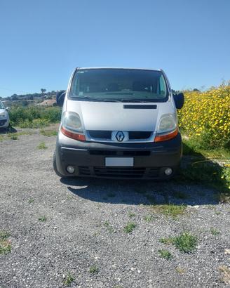 Renault traffic 