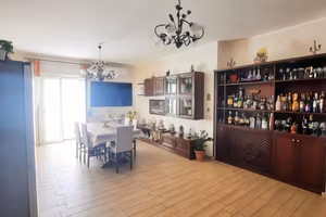 5 VANI ZONA UDITORE