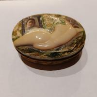 Cofanetto in latta con decoupage 