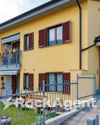 A GIAVENO, IN VIA CALVETTERA, A POCHI PASSI DAL CE