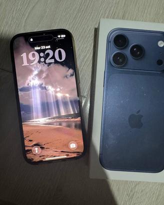 iPhone 17 Pro 256 GB – Blu scuro – 100% batteria