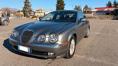Jaguar S-Type