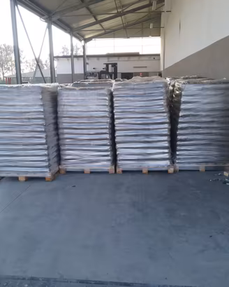 Pellet in bancali e legna da ardere