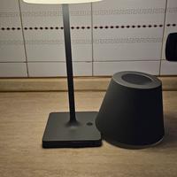 Lampada da tavolo led senza fili