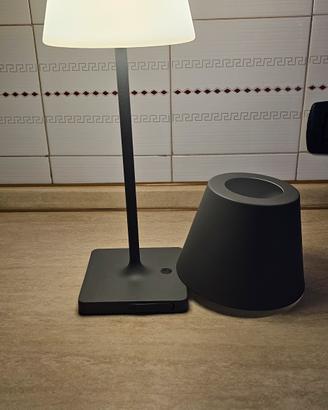 Lampada da tavolo led senza fili
