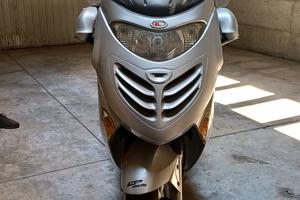 kymco grand dink 250cc pari al nuovo