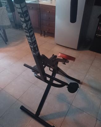 Attrezzi palestra Total crunch 