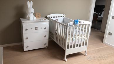 Lettino e cassettiera