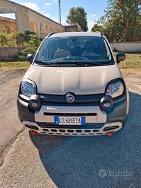 Panda cross 4×40 unico proprietario 2024  Km 30000