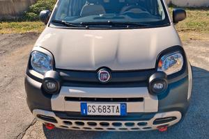Panda cross 4×40 unico proprietario 2024  Km 30000