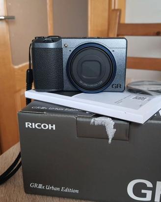 Fotocamera Ricoh GR iiix Urban Edition