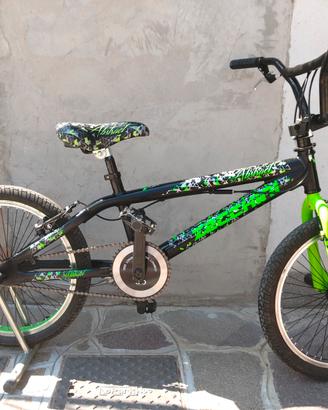 bmx poco usata 