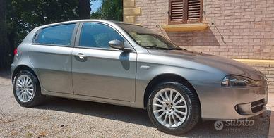 Alfa Romeo 147 1.6 Benzina 105 CV – METANO BRC
