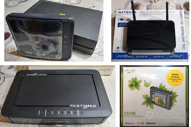 Svendita materiale informatica (modem+navigatore)