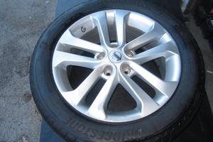 RUOTA-CERCHIO IN LEGA 5 FORI+PNEU 215/R17 X NISSAN