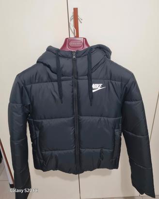 PIUMINO NIKE NERO