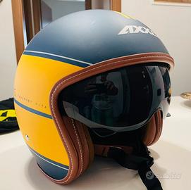 Casco jet axxis
